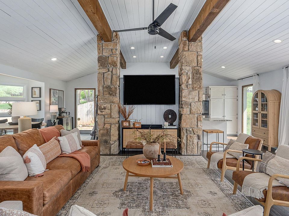 1st image of 755 S Mumford Drive