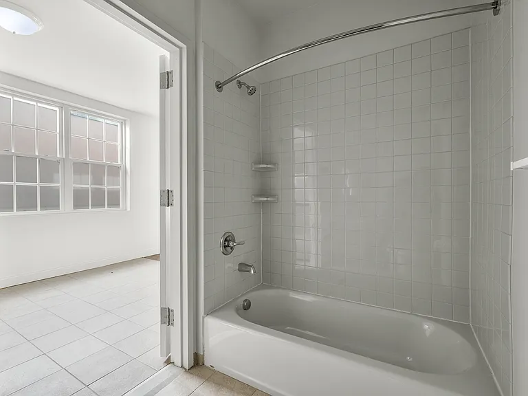 347 Maple St #205 — Photo 7
