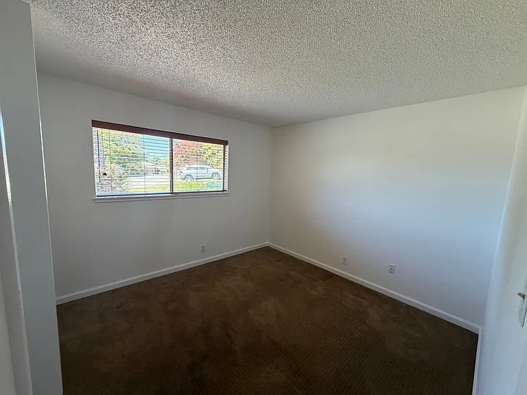 6446 Belgrove Way — Photo 12