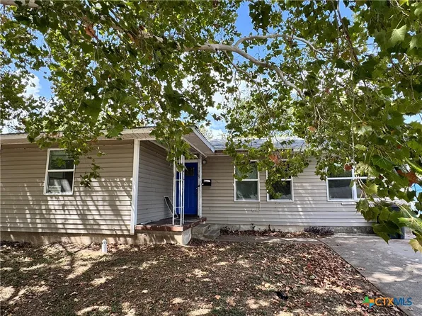 1505 N West S Young Dr, Killeen, TX 76543