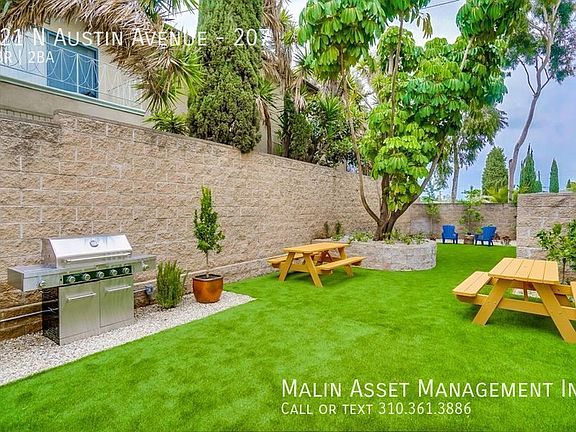 5th image of 821 Austin Ave APT 207
