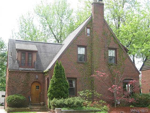 1st image of 311 Deerhurst Park Blvd