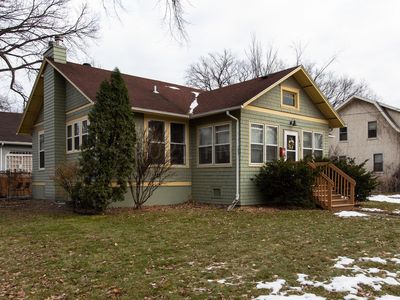 1021 10th Ave S, Fargo, ND, 58103