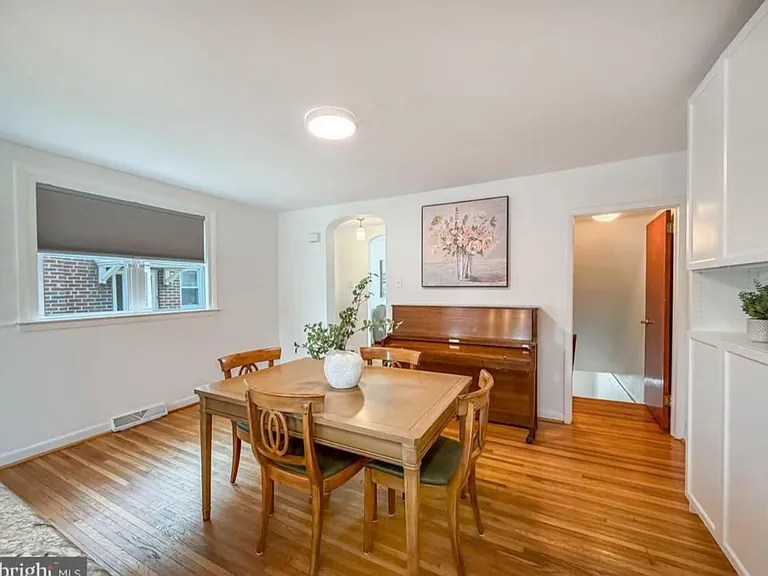 2723 Solly Ave — Photo 6