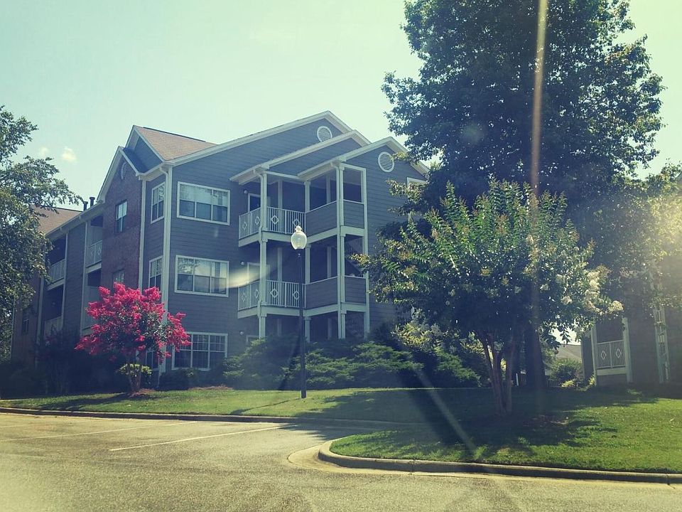 1st image of 4412 Amethyst Ct APT 2D