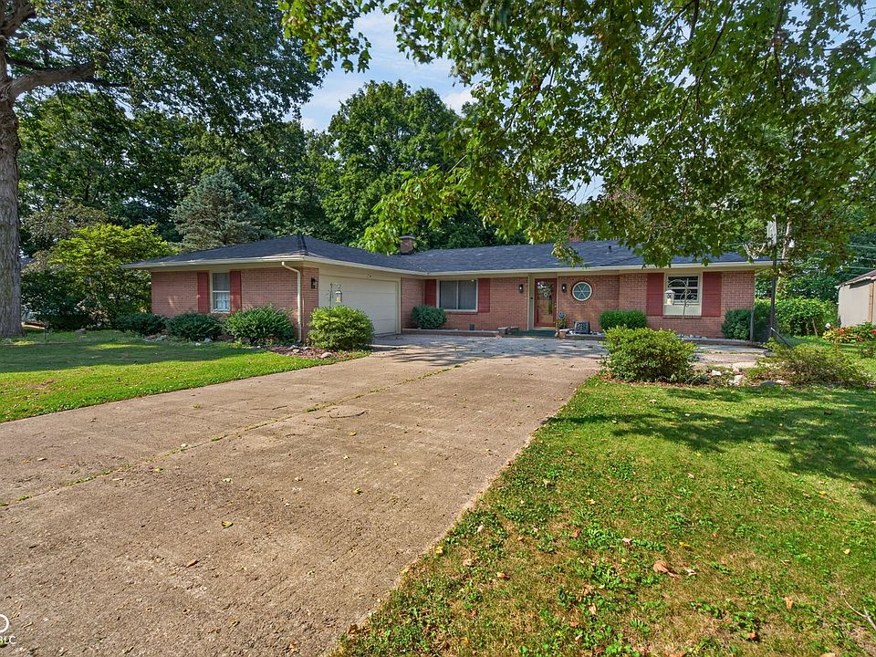 1st image of 2112 E Memory Ln