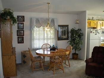 4th image of 890 Sungold Cir