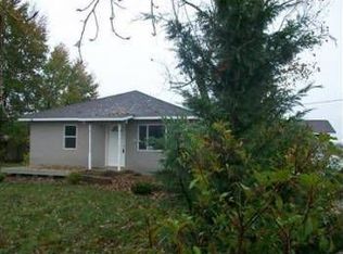 3384 Corey Rd, Central Point, OR 97502