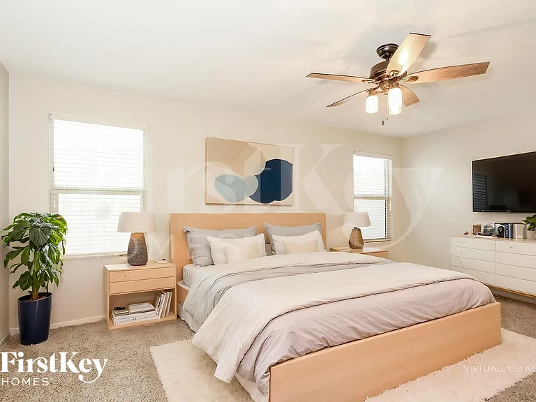 16570 W Sierra St — Photo 10