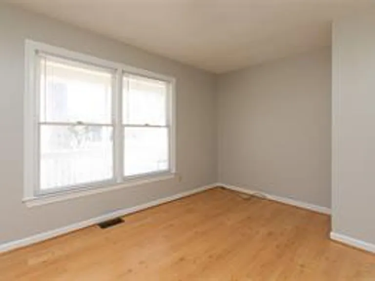 2911 Richard Pace S — Photo 26