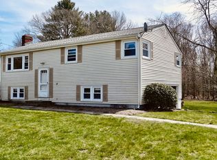 6 Clover Ln, Medway, MA 02053