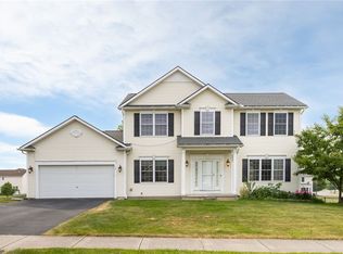 76 Doncaster Trl, West Henrietta, NY 14586