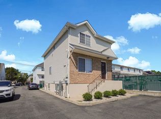 215B Van Name Ave, Staten Island, NY 10303