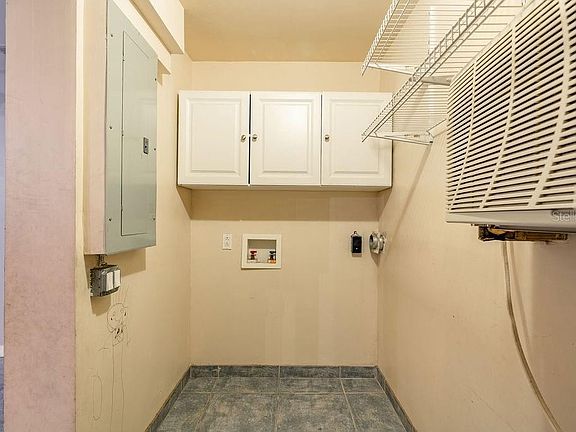 4th image of N 10710 Central Ave
