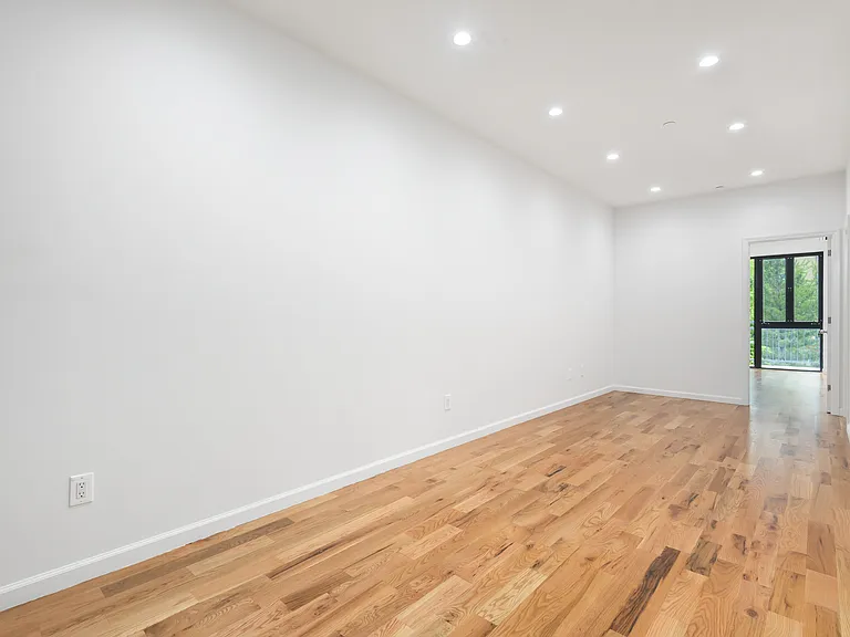 830 Herkimer St #2F — Photo 9