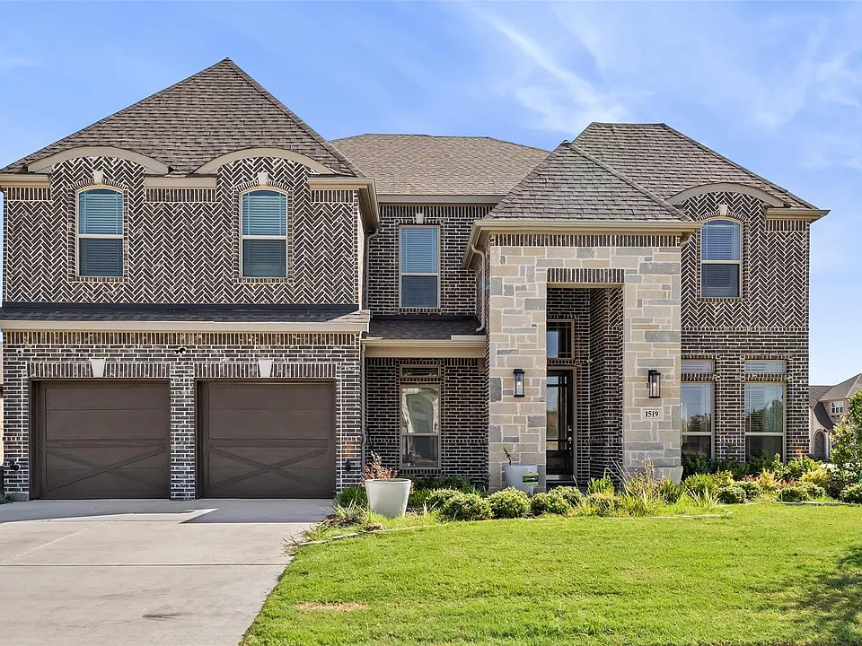 1519 Nighthawk Ln