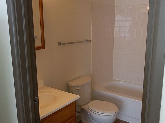 4th image of 3315-3325 S 10th St #3315-11