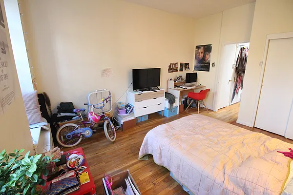 Rented by Luxor Homes & Investment Realty | media 32