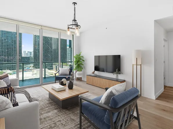 1111 SW 1st Ave APT 2222, Miami, FL 33130