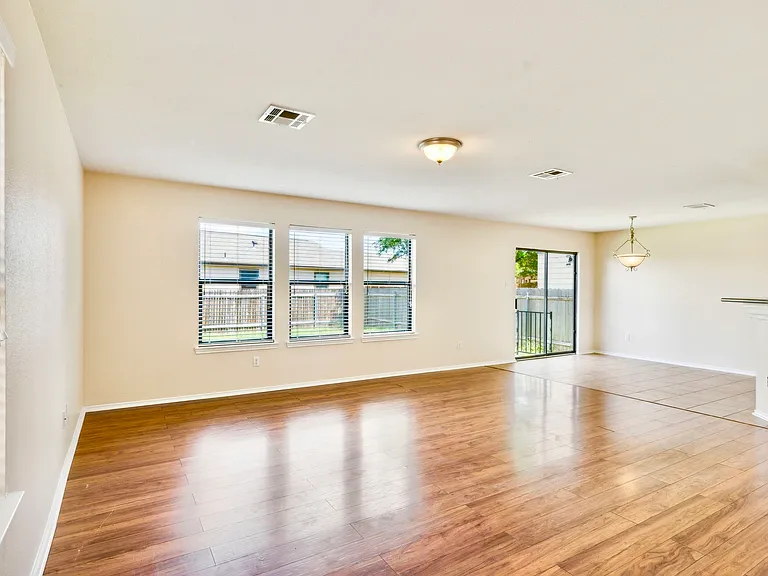 9147 Sage Loop Ct — Photo 4