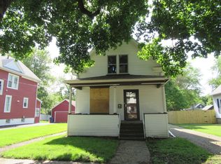 610 Grand Ave, Aurora, IL 60506