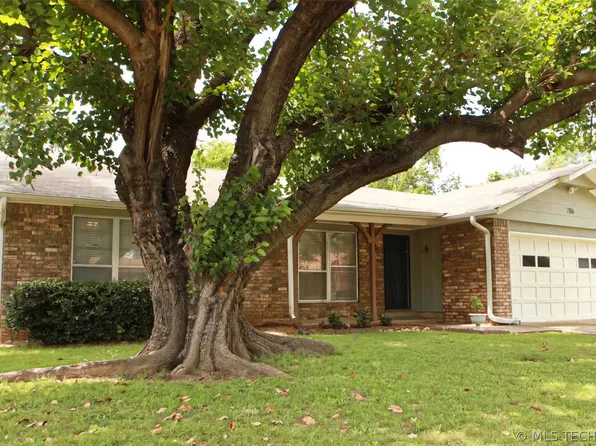 786 N Zenith Ave, Tulsa, OK 74127