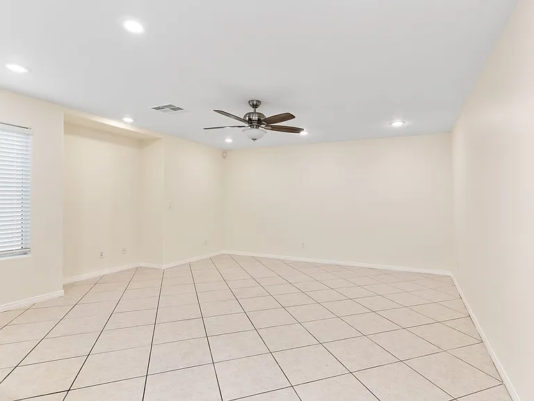 7268 Vinca Rd — Photo 5