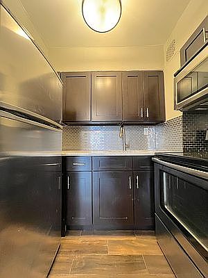 1st image of 2705 Astoria Blvd APT 3F