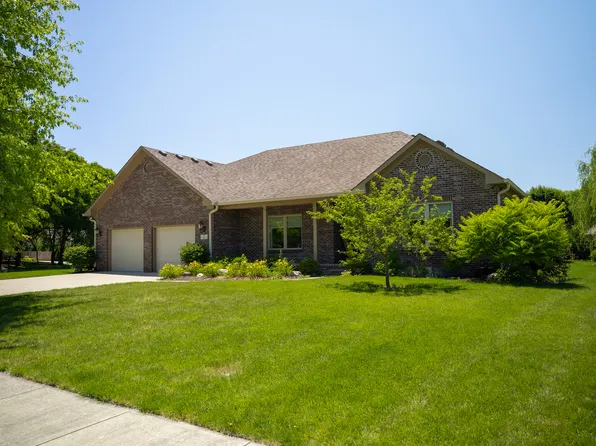 31 Grassy Creek Dr, Whiteland, IN 46184