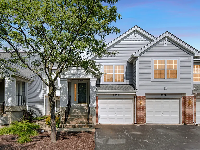 2290 Scott Ln #2290 — Photo 2