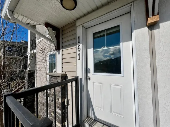 300 N Marina Dr #161, Chestermere, AB T1X 0P6