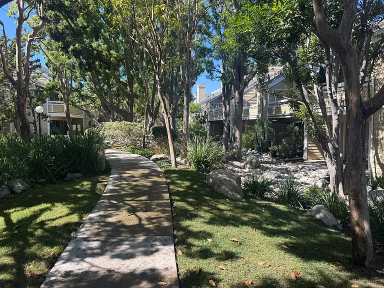 3690 S Bear St #J — Photo 33
