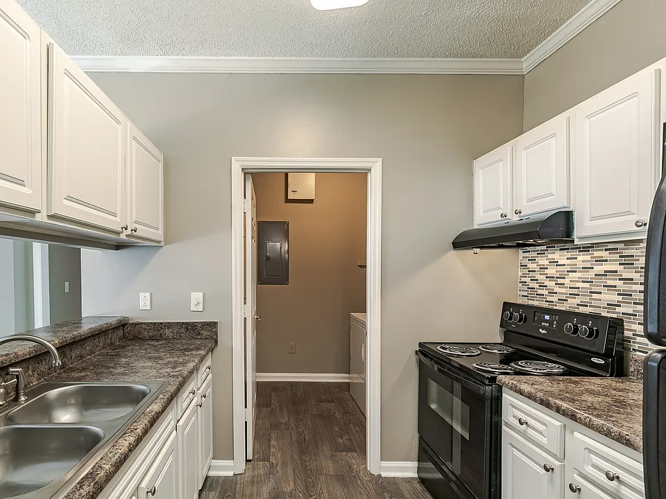 Austin Chase Apartments