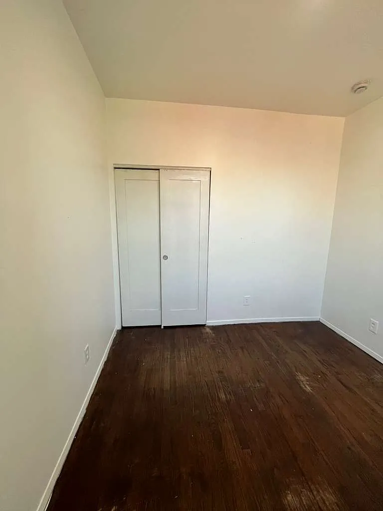 1 bed, 800 sqft, $2,000 — Photo 4