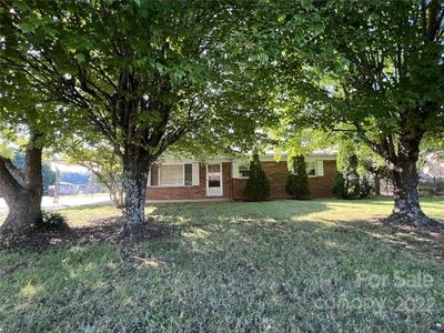 2182 White Pine Dr, Granite Falls, NC, 28630