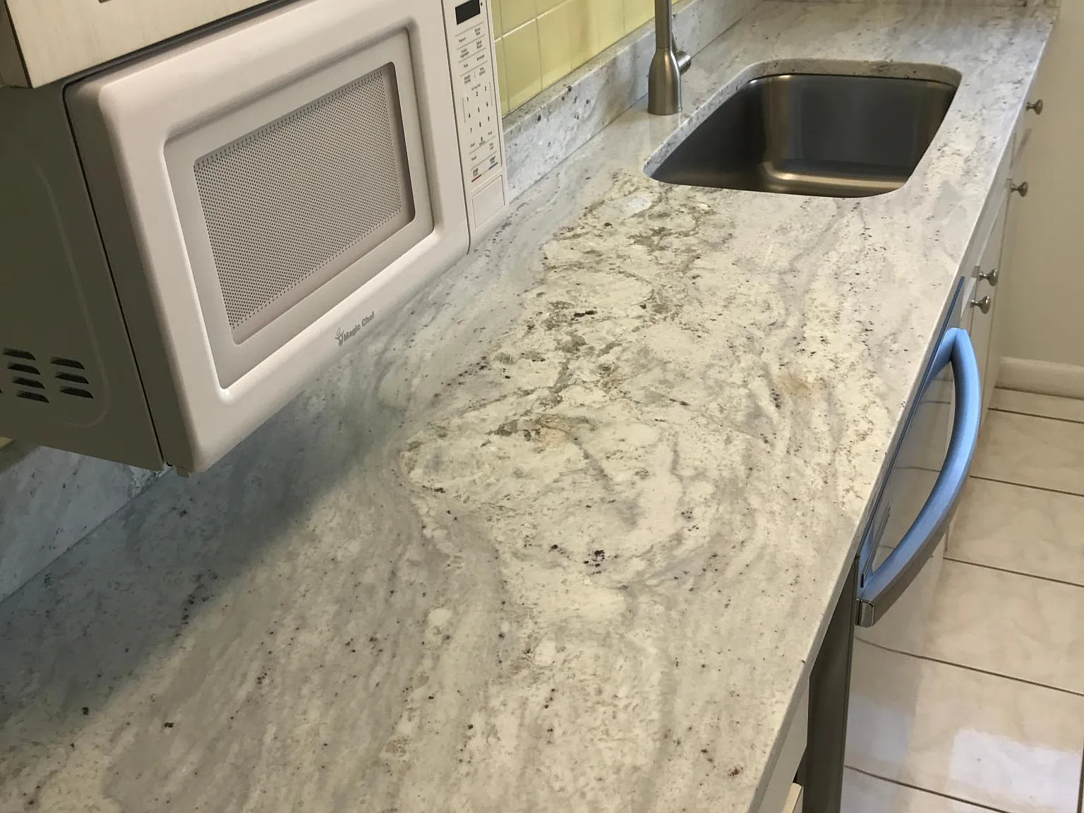 1 bed, 700 sqft, $1,600 — Photo 4