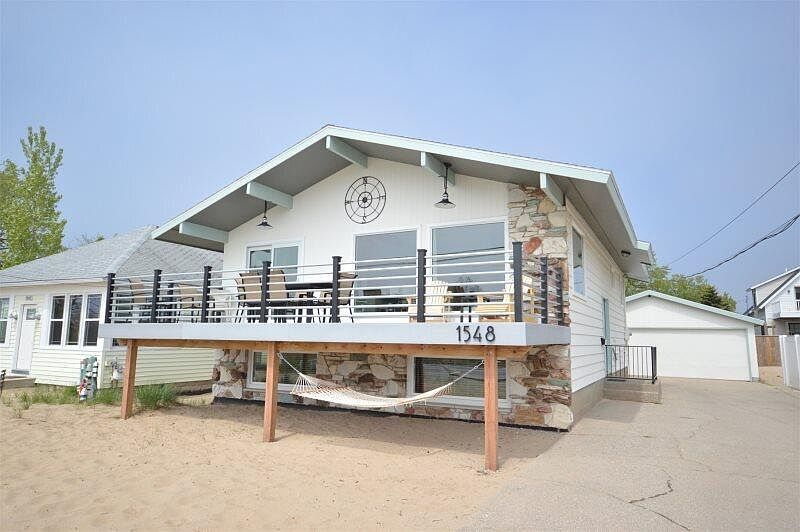 1548 Beach St, Muskegon, MI 49441 Zillow