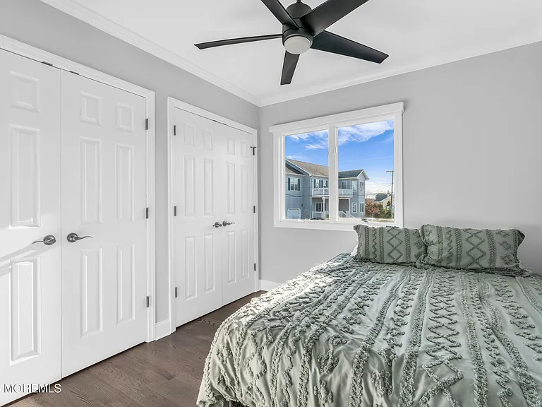 3330 Windsor Ave — Photo 14