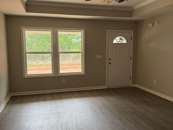 2nd image of 1446 Midland Michigan Rd