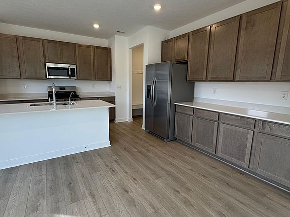 5th image of 4227 Orr Springs Dr