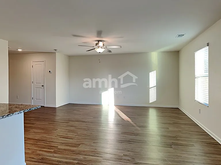 6072 Mason Tucker Dr — Photo 7