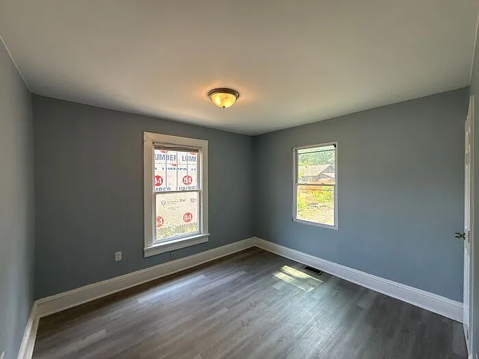 207 Bradford Dr — Photo 6