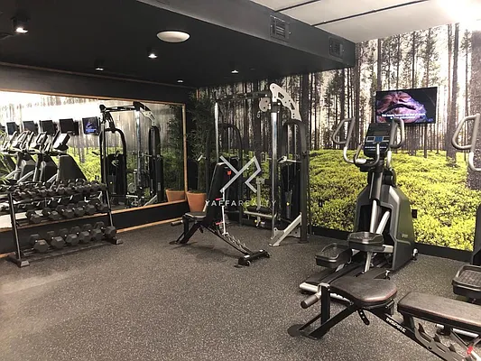 Rented by Yaffa Realty LLC | media 72