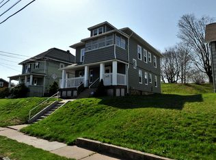 99 Oak St, Meriden, CT 06450