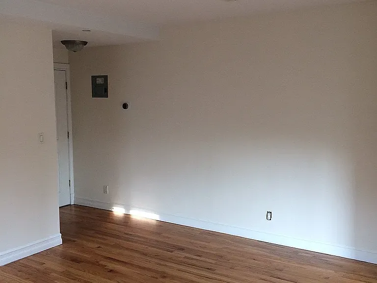 175 Payson Ave #4A — Photo 6