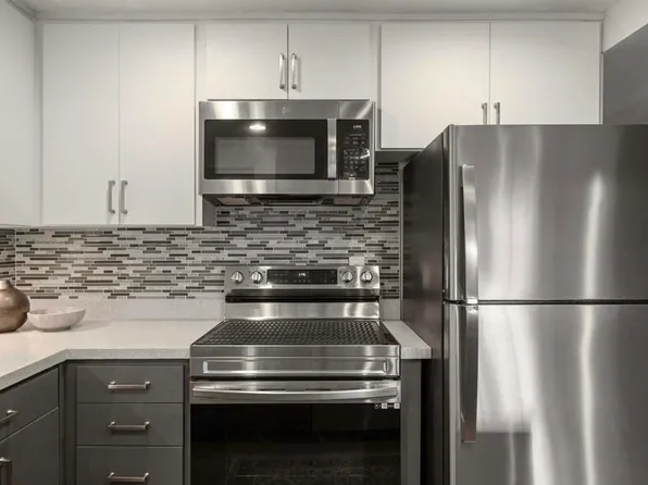 475 N Midway Dr Unit 117, Escondido, CA 92027