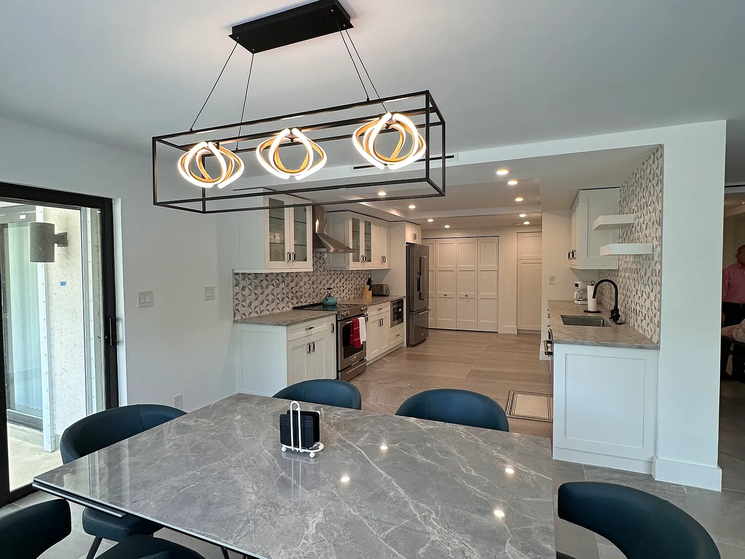 2 bed, 1710 sqft, $11,000 — Photo 3
