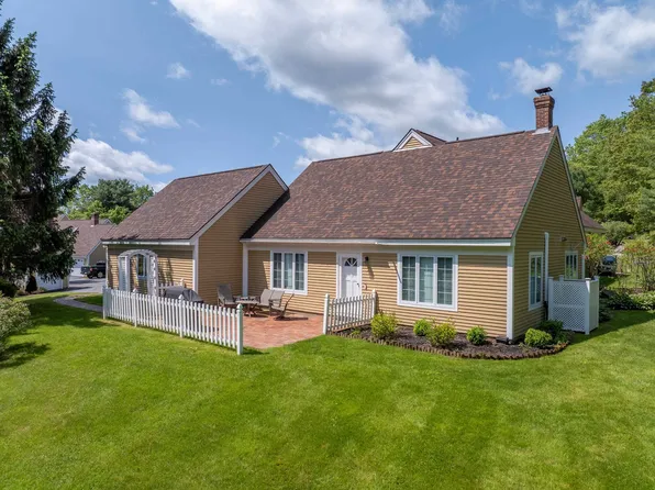 82 Garden Circle, Laconia, NH 03246