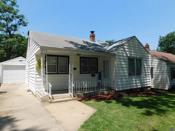 2419 SW Harrison St, Topeka, KS 66611