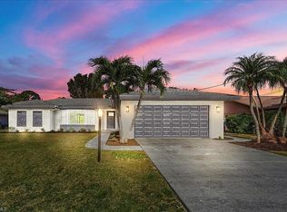 3829 SE 7th Ave, Cape Coral, FL 33904